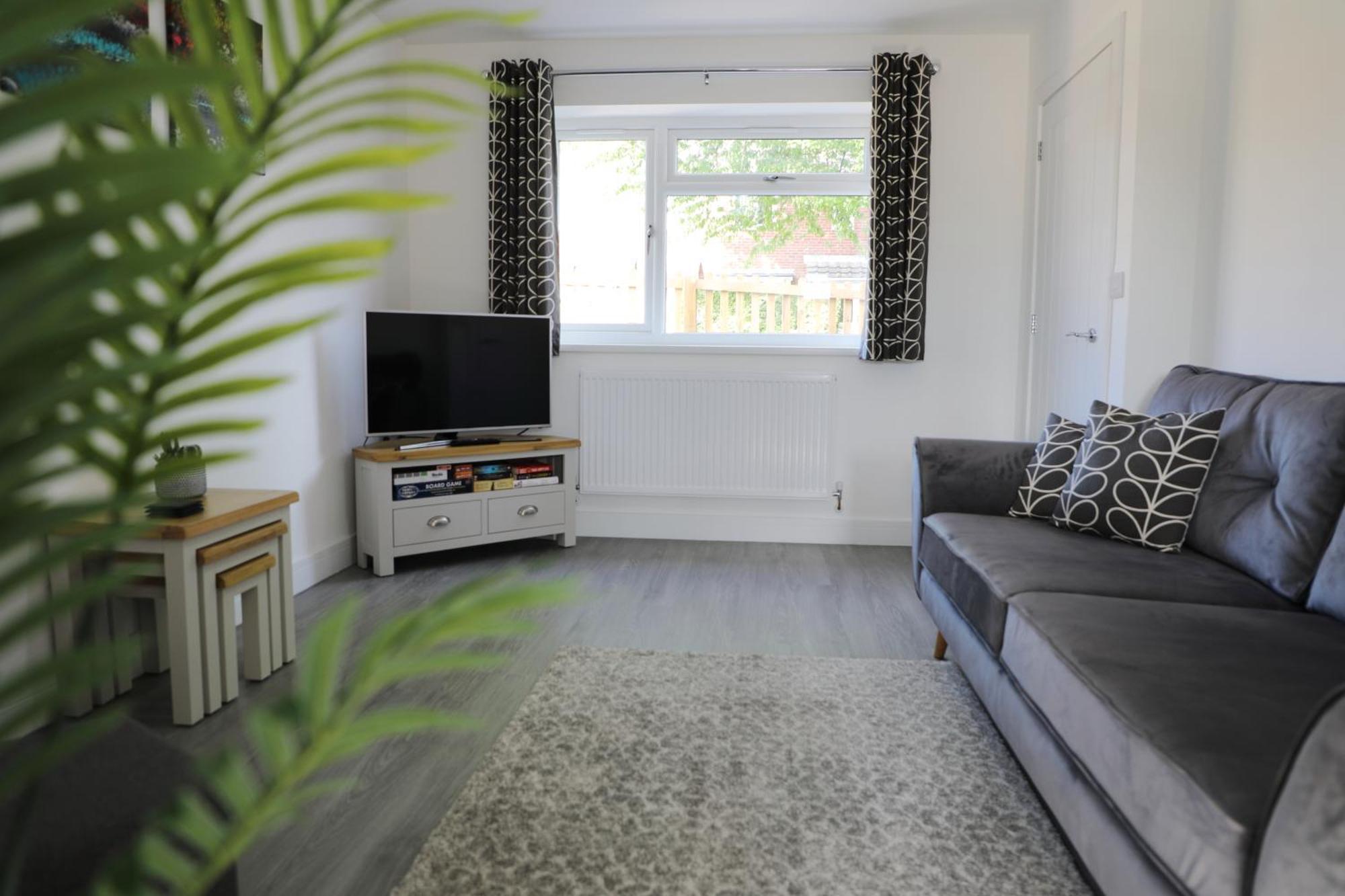 Modern, Two Double Bedroom House With Free Parking تشيبستو المظهر الخارجي الصورة